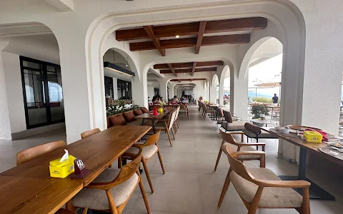 Grand Puncak Sari Restaurant image