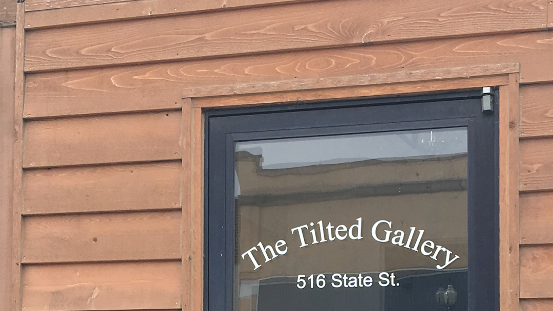 The Tilted Gallery