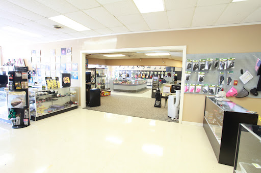 Pawn Shop «Pawn Outlet», reviews and photos, 136 Henderson Crossing Plaza, Hendersonville, NC 28792, USA