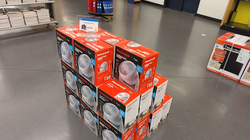 Book Store «Bay Tree Bookstore», reviews and photos, 420 Hagar Dr, Santa Cruz, CA 95064, USA