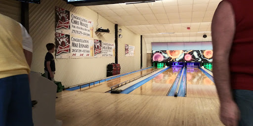 Bowling Alley «Royal Family Bowling Center», reviews and photos, 430 Remount Rd, Front Royal, VA 22630, USA