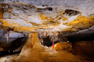 Lapa Doce Cave image
