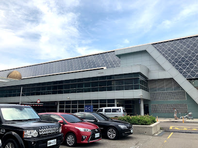 臺灣桃園國際機場旅客服務中心第二航廈服務櫃台