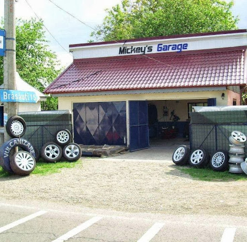 Mickey's Garage