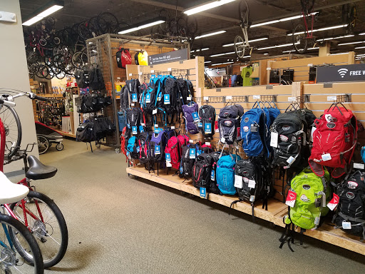 Camping Store «REI», reviews and photos, 200 Ridge Pike #115, Conshohocken, PA 19428, USA