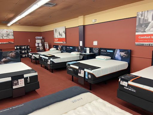 Mattress Store «Mattress Firm Rocky Point», reviews and photos, 75 NY-25A, Rocky Point, NY 11778, USA