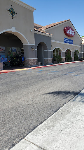 Grocery Store «Ralphs», reviews and photos, 659 E Palomar St, Chula Vista, CA 91911, USA