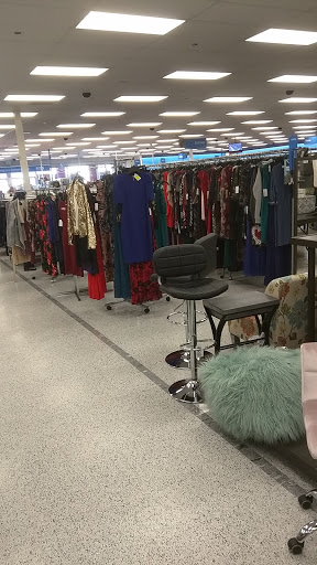 Clothing Store «Ross Dress for Less», reviews and photos, 3701 Truxel Rd, Sacramento, CA 95834, USA
