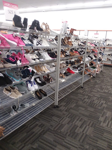 Clothing Store «Burlington Coat Factory», reviews and photos, 311 Rohnert Park Expy, Rohnert Park, CA 94928, USA