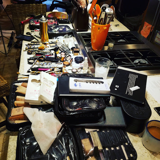 Hair Salon «Salon 305 Hair Salon and Spa», reviews and photos, 9678 NW 25th St, Doral, FL 33172, USA