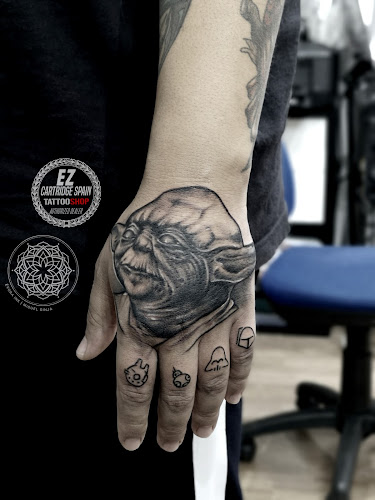 Évora Ink Tattoo Studio - Estúdio de tatuagem