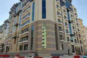 Al Muntazah Plaza QR accommodation image