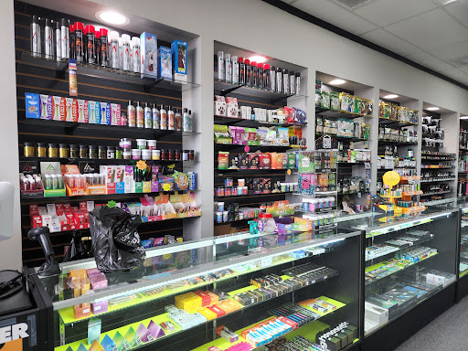 Tobacco Shop «290 SMOKE SHOP», reviews and photos, 17504 Northwest Fwy, Jersey Village, TX 77065, USA