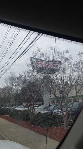 Donut Shop «Krispy Kreme», reviews and photos, 2401 Battleground Ave, Greensboro, NC 27408, USA