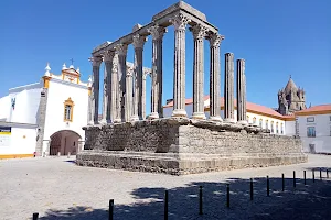 Templo Romano Évora image