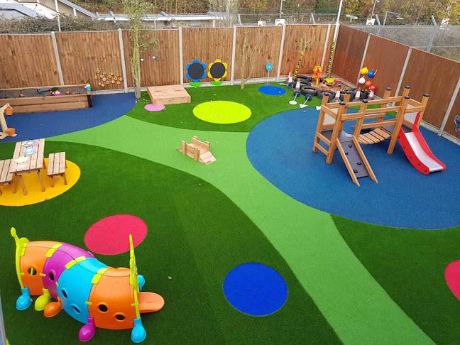 Reviews of Monkey Puzzle West Acton Day Nursery & Preschool in London - School