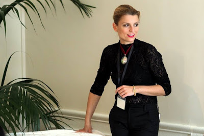 AYURVEDA & CONSCIENCES - École de Formation massage ayurvédique Paris - Thérapeute en Ayurvéda à Paris