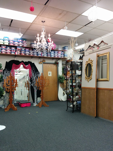 Bride To Be Consignment, 8925 Penn Ave S, Bloomington, MN 55431, USA, 