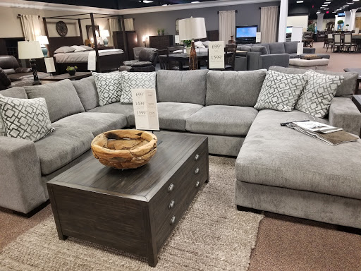 Furniture Store «Mor Furniture for Less», reviews and photos, 5156 N Blackstone Ave, Fresno, CA 93710, USA