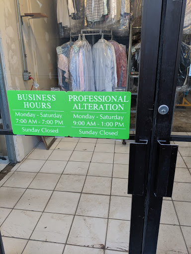 Dry Cleaner «Dryclean Outlet Inc», reviews and photos, 2063 Chain Bridge Rd, Vienna, VA 22182, USA