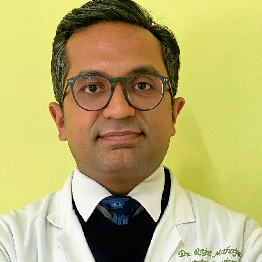 Dr Rajat Mahajan best spine surgeon Delhi