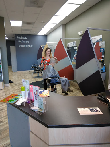 Hair Salon «Great Clips», reviews and photos, 530 Sutton Way a, Grass Valley, CA 95945, USA