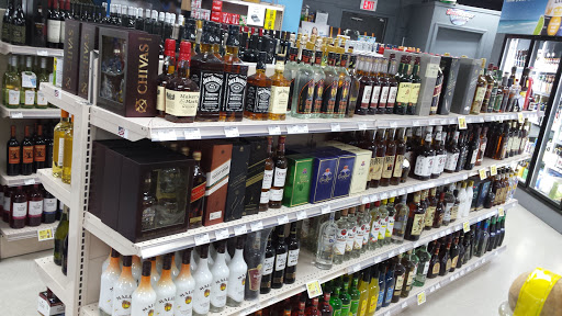Liquor Store «QUICK PICK LIQUORS», reviews and photos, 635 N Midlothian Rd, Mundelein, IL 60060, USA