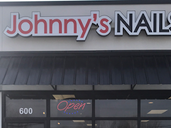 JOHNNY'S NAILS & SPA