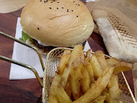 Aliment-réconfort du Restauration rapide Mega Burger à Alès - n°1
