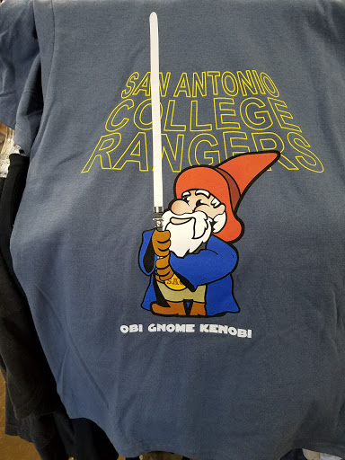 Thrift Store «Goodwill Store and Donation Center», reviews and photos, 3401 Fredericksburg Rd, San Antonio, TX 78201, USA