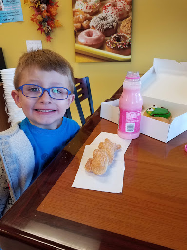 Donut Shop «Daylight Donuts», reviews and photos, 4200 Aero Dr, Mason, OH 45040, USA