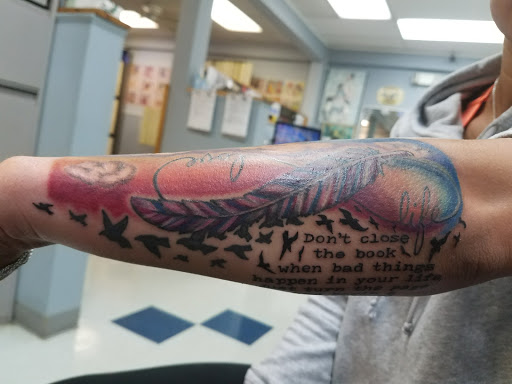 Find diamond tattoo ideas for your next unique tattoo in Libertyville at Art With Atattooed
