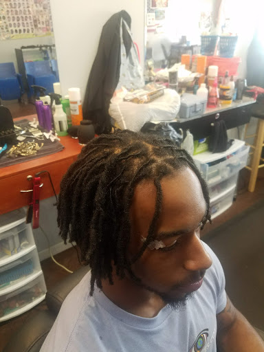 Barber Shop «Marlos Barbershop», reviews and photos, 5917 E 86th St, Indianapolis, IN 46250, USA