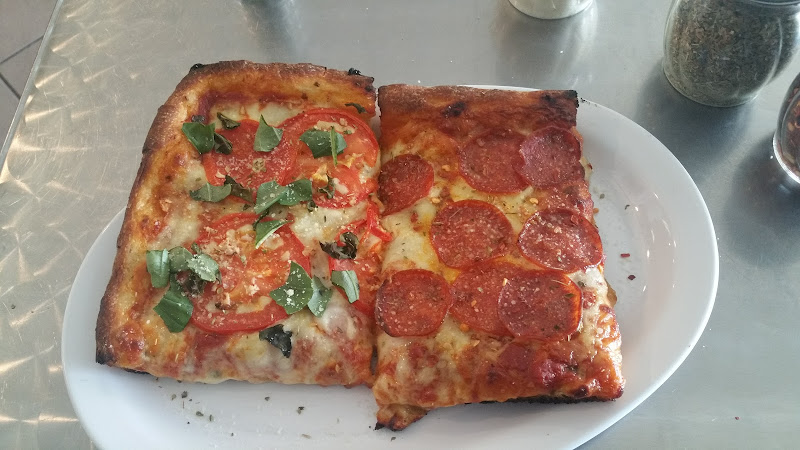 #1 best pizza place in Carlsbad - Spirito's Italian Diner