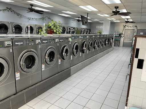 Laundromat «Laundry Plus», reviews and photos, 779 Roosevelt Ave, Carteret, NJ 07008, USA