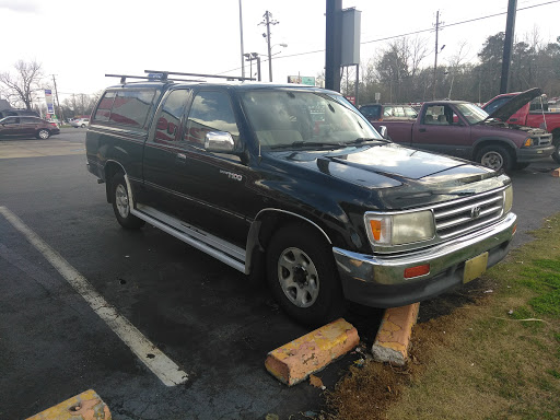 Used Car Dealer «Rolling Wheels Inc», reviews and photos, 125 E Sunrise Blvd, Fort Lauderdale, FL 33304, USA