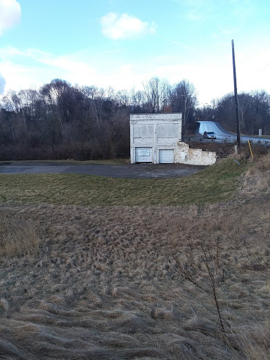 Park «Hines Park», reviews and photos, 7651 N Merriman Rd, Westland, MI 48185, USA