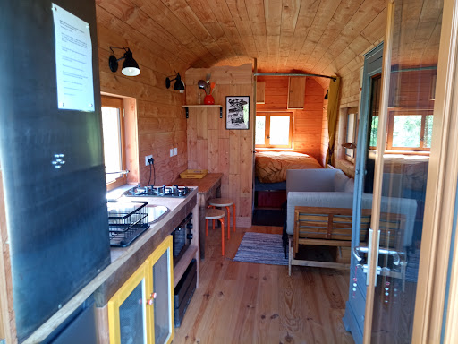 Photo 3 - Quilly