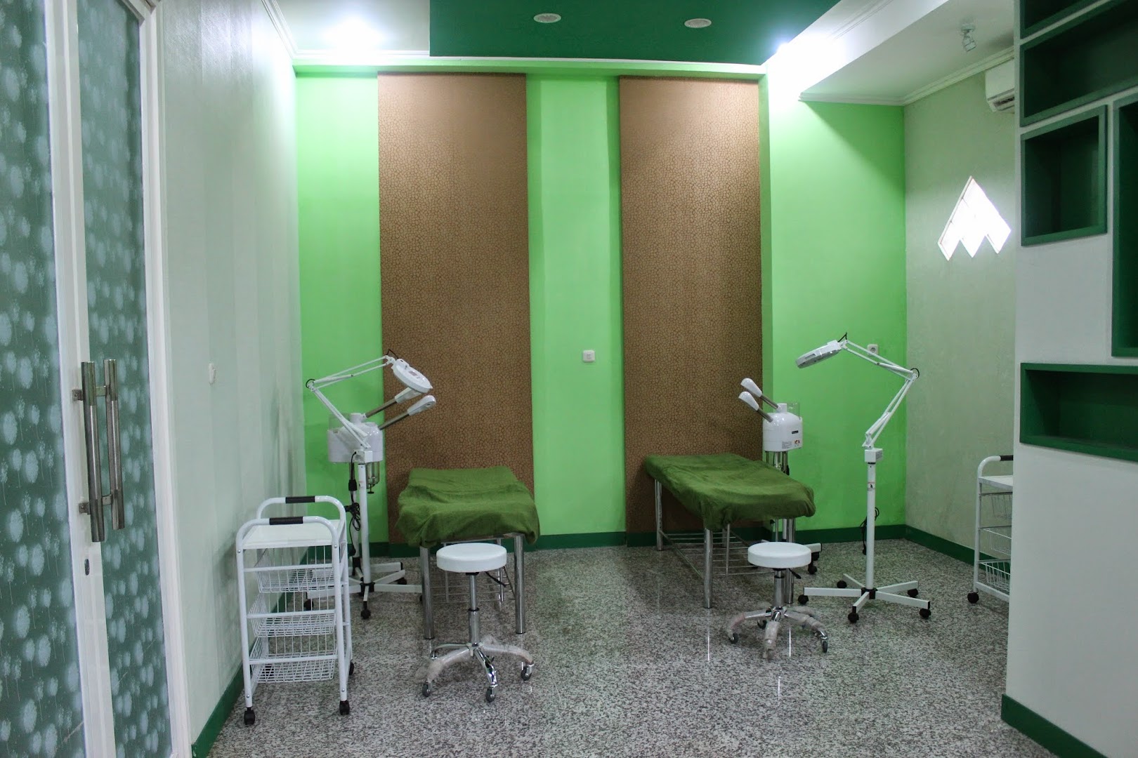 Raddina Beauty And Dental Care Photo