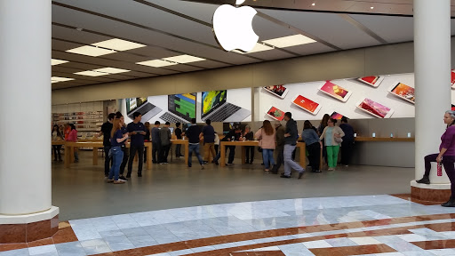 Computer Store «Apple Stonestown», reviews and photos, 3251 20th Ave, San Francisco, CA 94132, USA