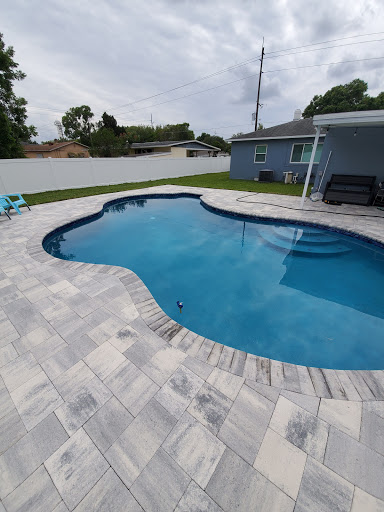 Private swimming pools in Tampa