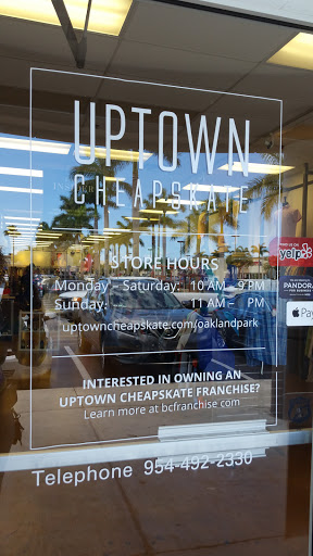 Clothing Store «Uptown Cheapskate», reviews and photos, 929 E Commercial Blvd, Oakland Park, FL 33334, USA