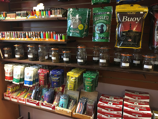 Tobacco Shop «Kittery Discount Smoke Shop», reviews and photos, 99 State Rd, Kittery, ME 03904, USA