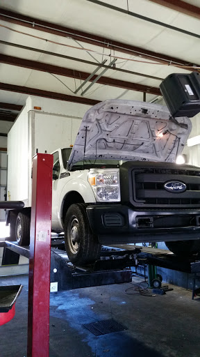 Auto Repair Shop «Springdale Automotive (Jeffersontown)», reviews and photos, 10700 Plantside Dr, Louisville, KY 40299, USA