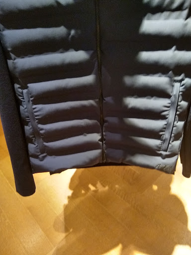 Department Store «Barneys New York, Copley Place», reviews and photos, 100 Huntington Ave, Boston, MA 02116, USA