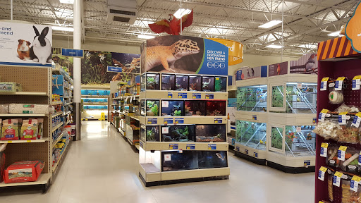 Pet Supply Store «PetSmart», reviews and photos, 650 Commerce Blvd, Scranton, PA 18519, USA