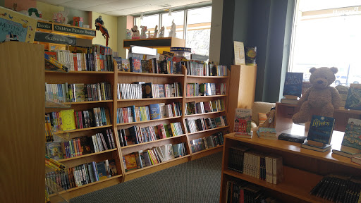 Book Store «Barrett Bookstore», reviews and photos, 314 Heights Rd, Darien, CT 06820, USA