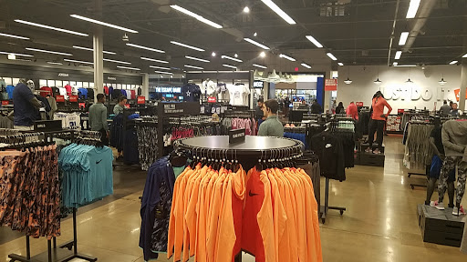 Sporting Goods Store «Nike Factory Store», reviews and photos, 3000 Grapevine Mills Pkwy #611, Grapevine, TX 76051, USA