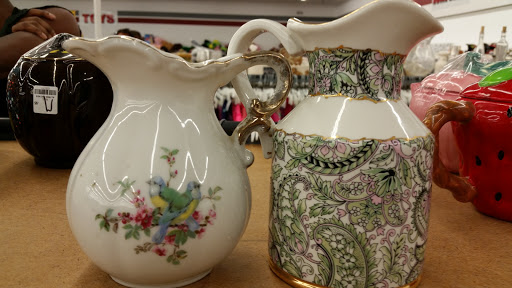 Thrift Store «The Thrift Store», reviews and photos, 3851 Emerson St #14, Jacksonville, FL 32207, USA