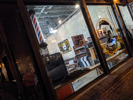 Barber Shop «High & Tight Barbershop», reviews and photos, 2701 Main St #180/190, Dallas, TX 75226, USA